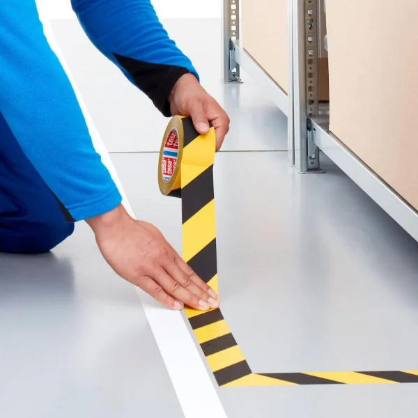 TESA | Cinta de Seguridad de Señalización Amarillo y Negro 50 mm x 33 m - Imagen 3